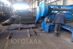 просічно-витяжний лист ПВЛ виробник
