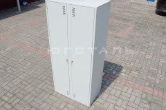 Шафа металева для одягу